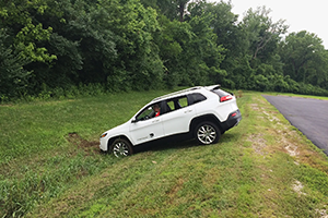 Hackers Remotely Kill a Jeep on the Highway—With Me in It